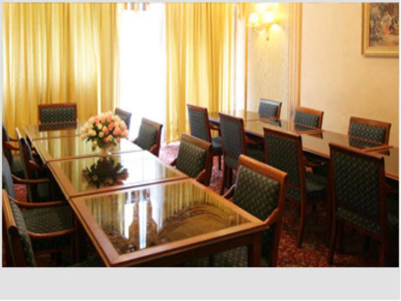 โรงแรมไฮเนสส์ กุยซาน ภายนอก รูปภาพ